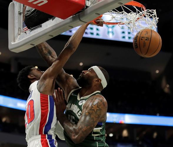 Bucks jump image 1-3