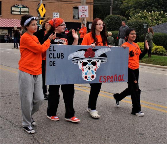 Williams Bay High School Spanish Club marches in the 2022 homecoming parade