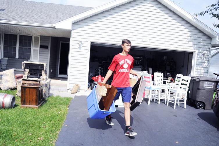 Alex Schmitz volunteer flood Walworth