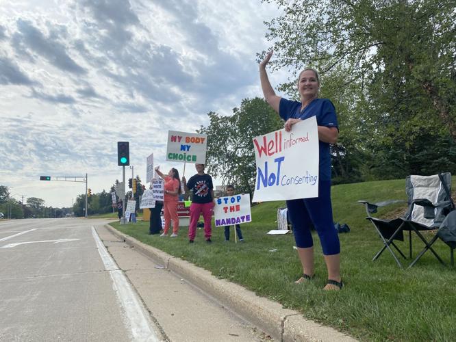 Ascension workers protest mandate (copy)