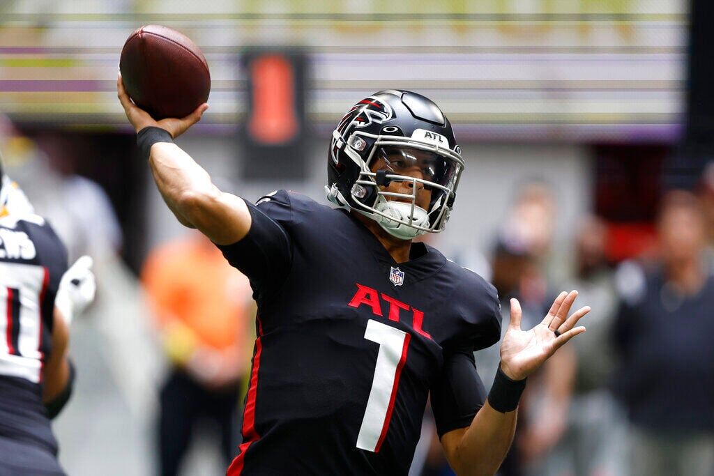 Atlanta Falcons QB Marcus Mariota Gushes Over Rookie WR Drake London's  'Great Day' - Sports Illustrated Atlanta Falcons News, Analysis and More