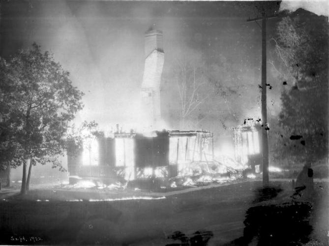 Williams Bay hotel fire historical image