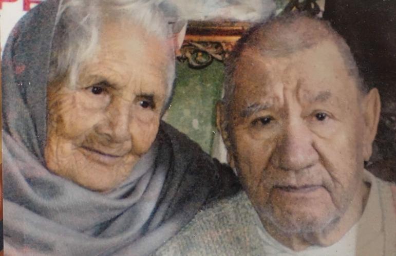 UW Grad Perez - Grandparents