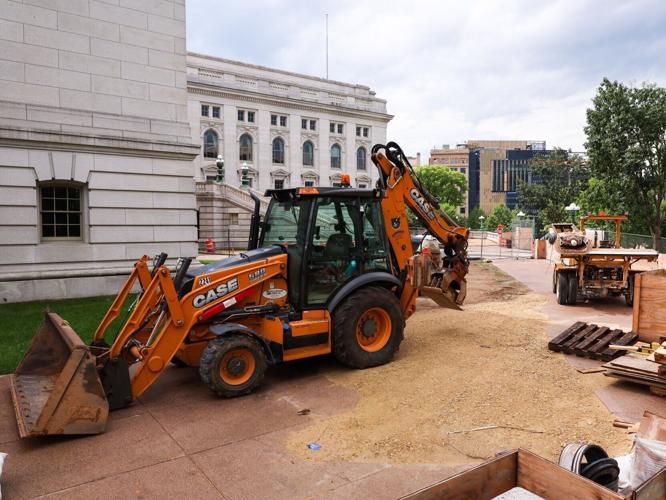 Capitol Construction 3