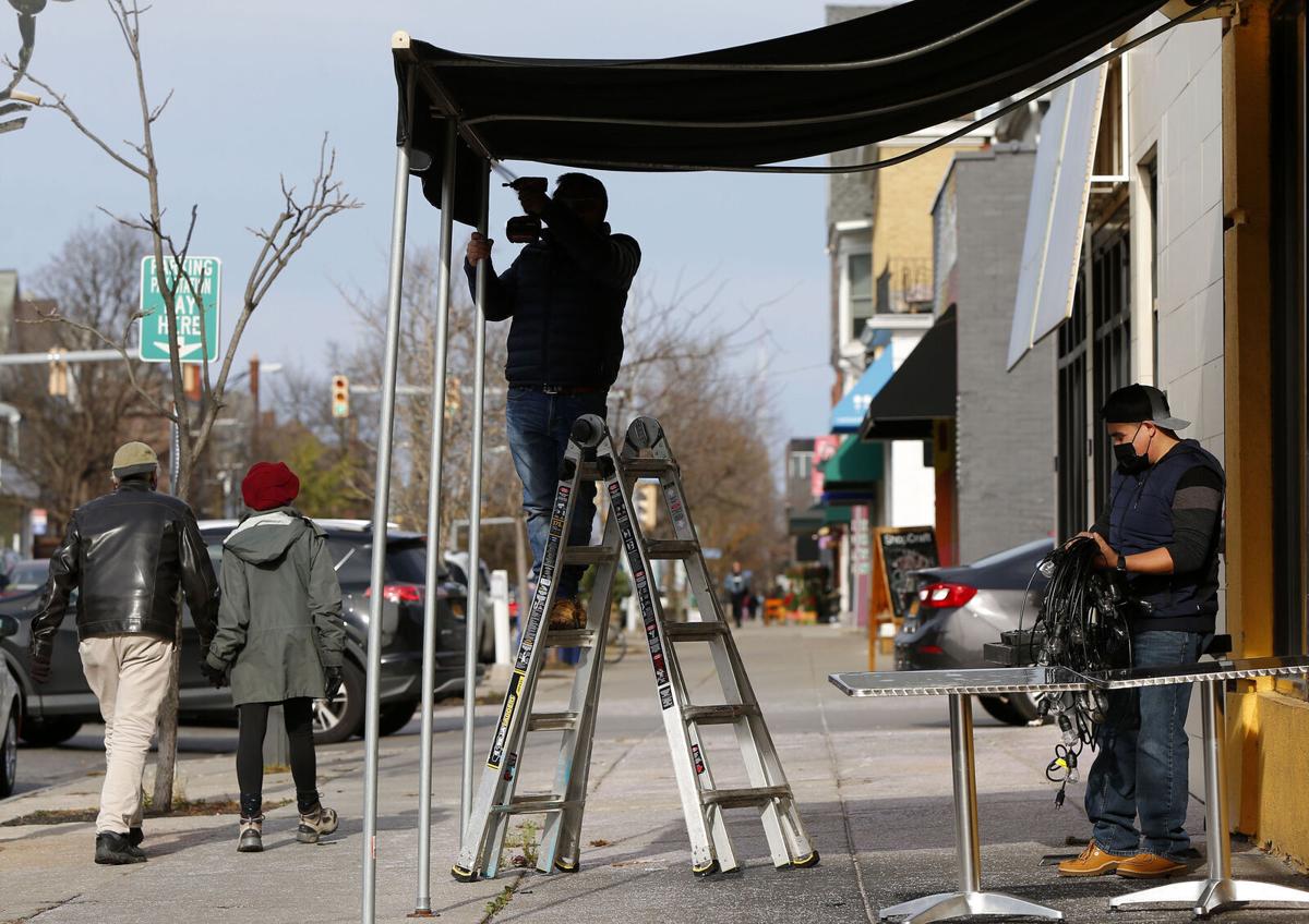 Outdoor dining (copy)