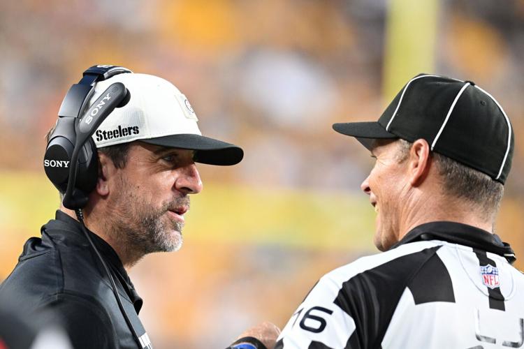 FOOTBALL-NFL-PIT-GB/