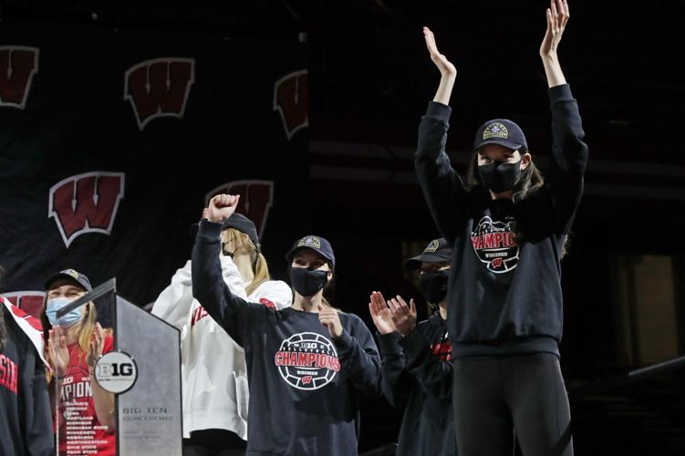 uw vb cover image 12-19