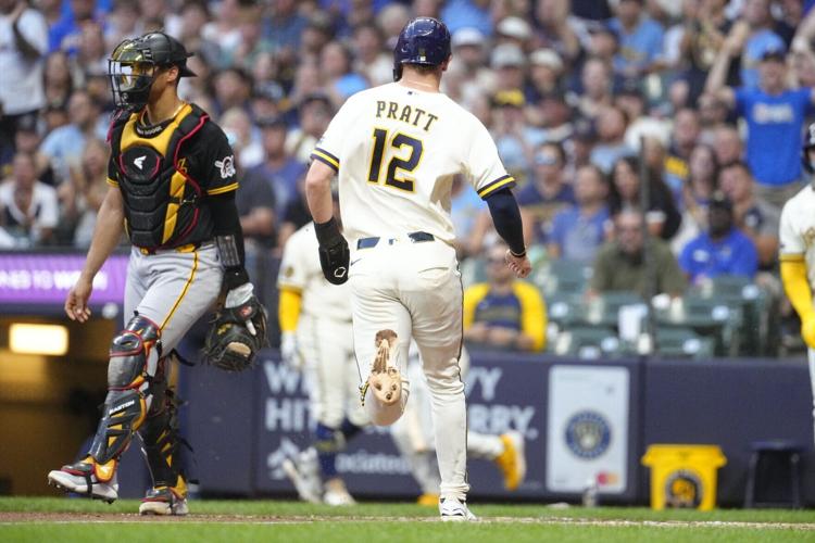 BASEBALL-MLB-MIL-PIT/