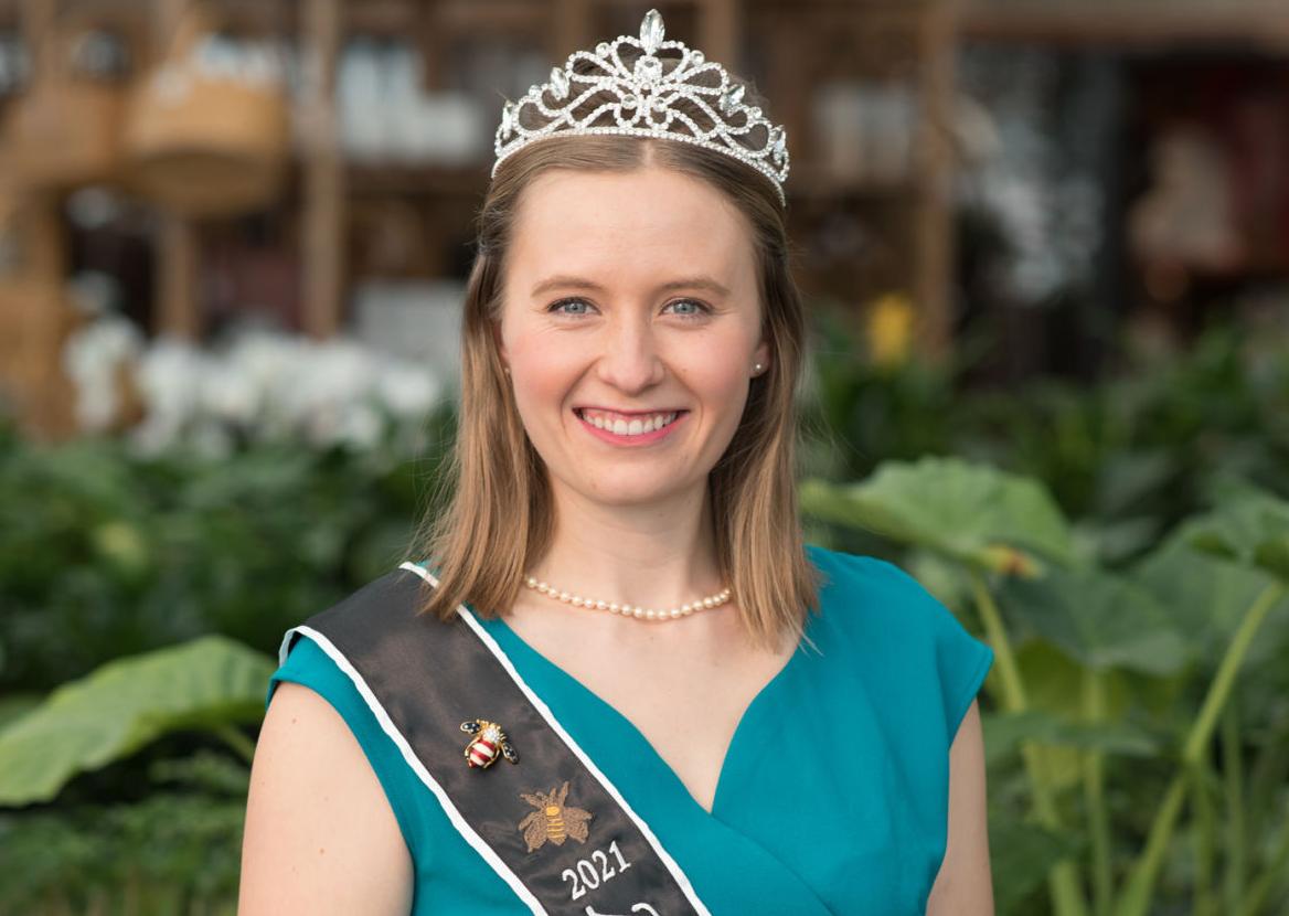 2021 American Honey Queen Jennifer Hinkel