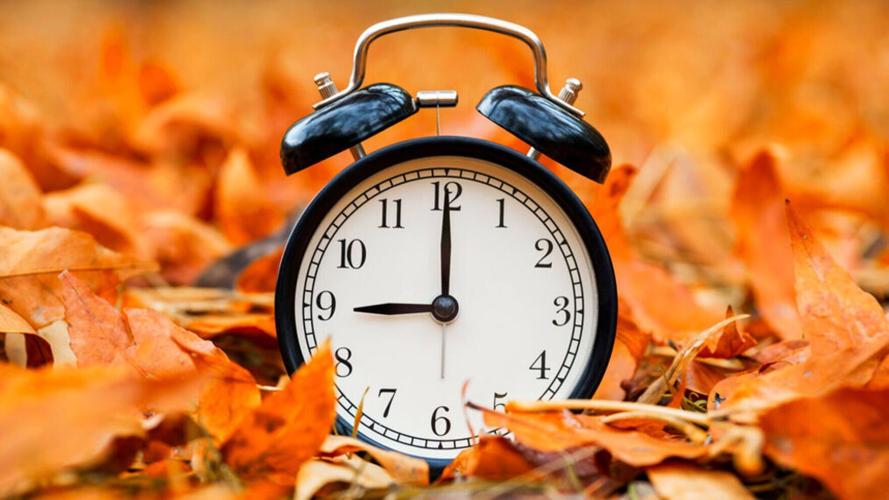 fall back clock