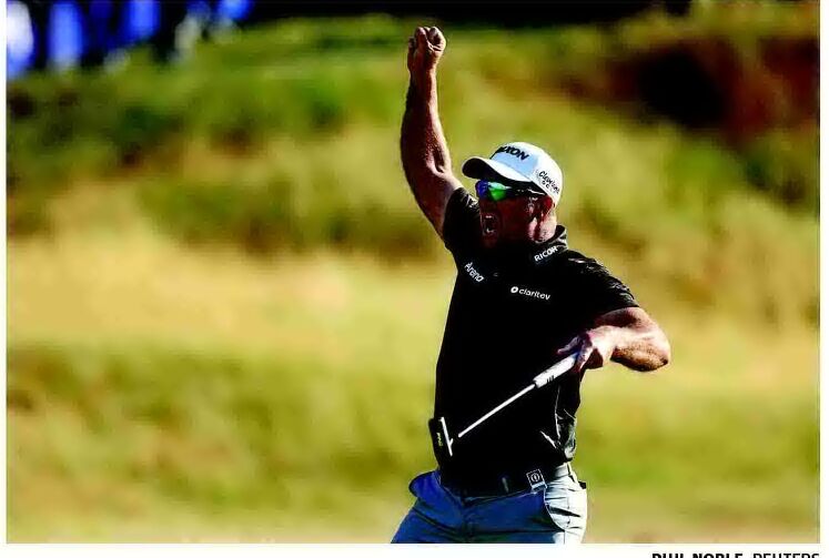 Fox birdies No. 18 to cap comeback at The Open