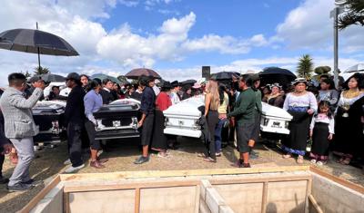 01Funeral6-04112024155127.jpg (copy)