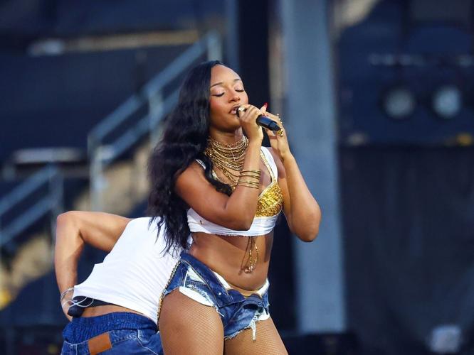 071925-coldplay-0028.JPG arya