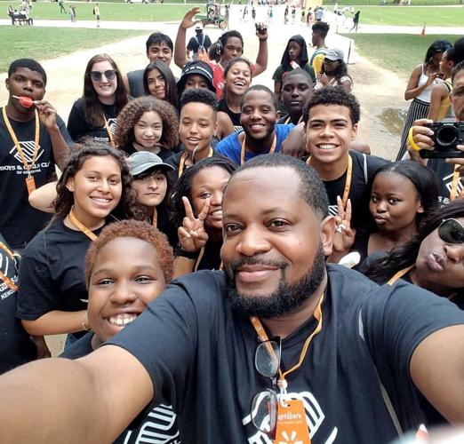 alvin owens college tour.jpg