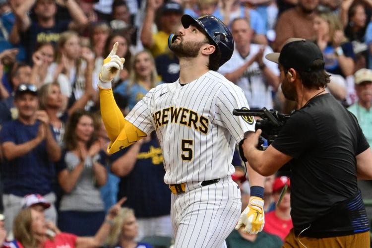 BASEBALL-MLB-MIL-PHI/