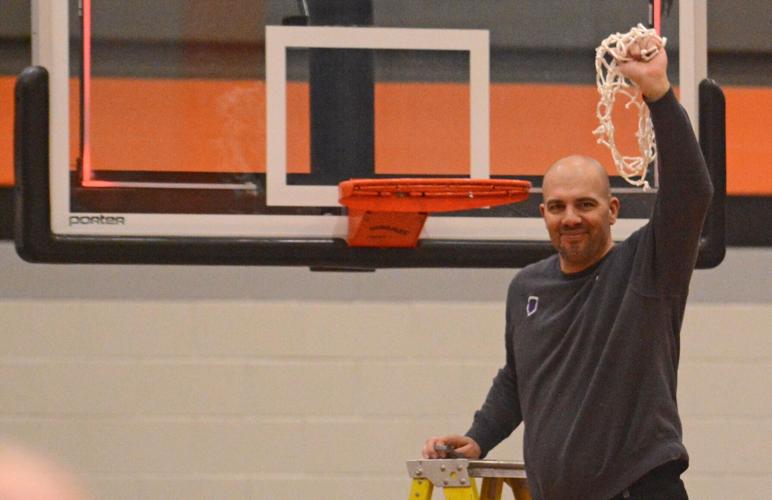 Waunakee coach Tyler Selk