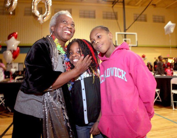 Milele Chikasa Anana