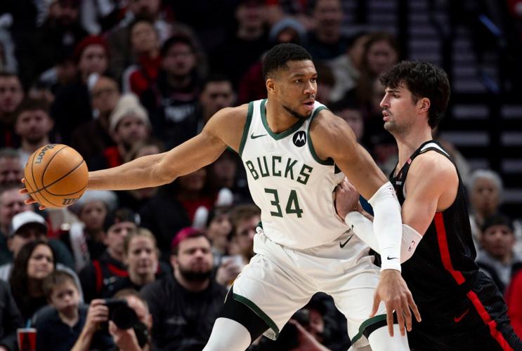Bucks Trail Blazers Basketball