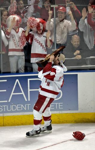 Pavelski NCAA title