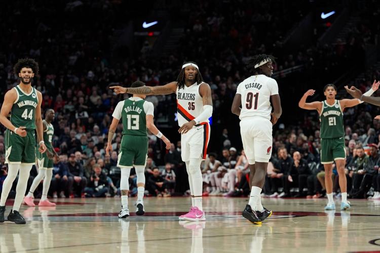 Bucks Trail Blazers Basketball