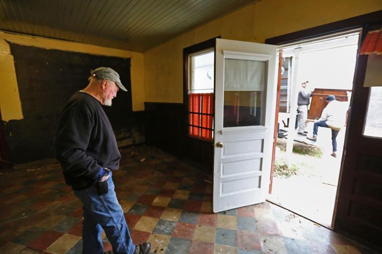 Whittnebels Tavern 08-11102017110428