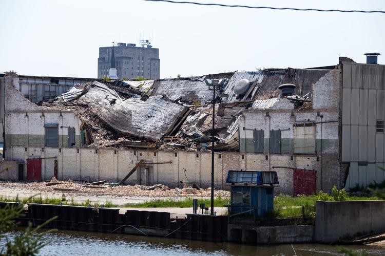 Collapsed building in Machinery Row