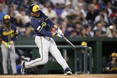 Brewers-Nationals photo