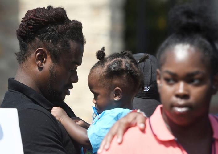 PRESS CONFERENCE AT APPLEBEE'S