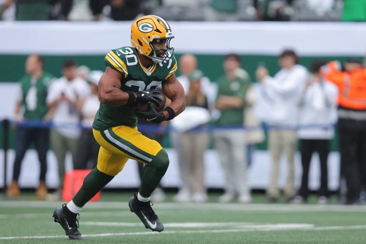 FOOTBALL-NFL-NYJ-GB/