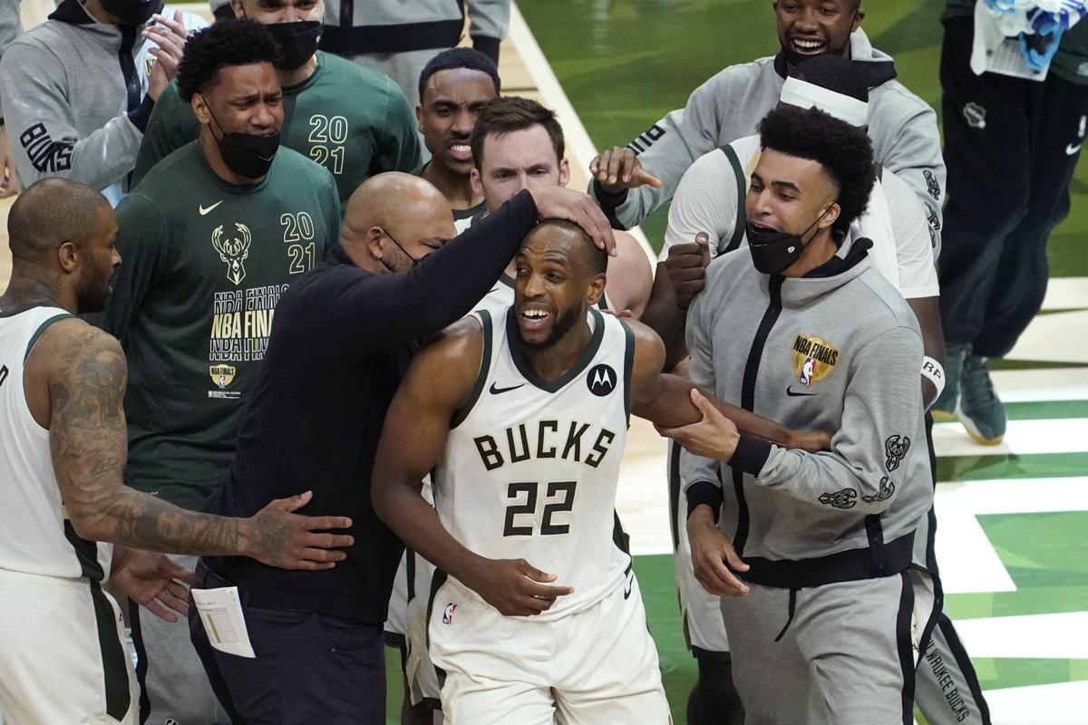 bucks suns jump page photo 7-17