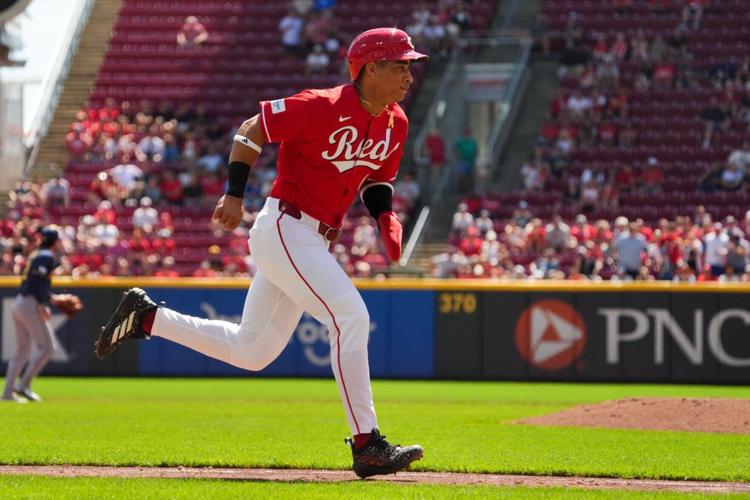 BASEBALL-MLB-CIN-MIL/
