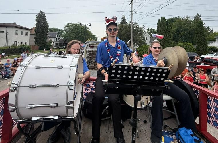 Pops percussionists