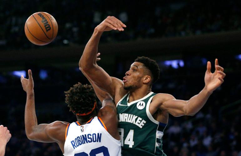 Bucks Knicks Basketball