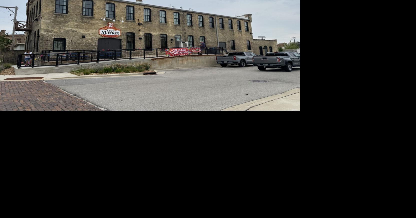 Lee's Market North now open at Belle City Square