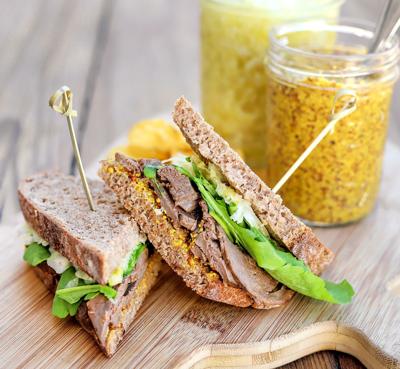 Pigstrami on rye for recipe