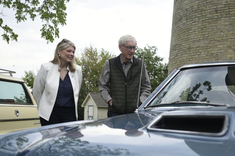 EVERS TOURISM VISIT IN KENOSHA