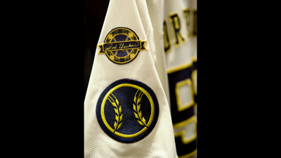 Bob Uecker patch, AP photo