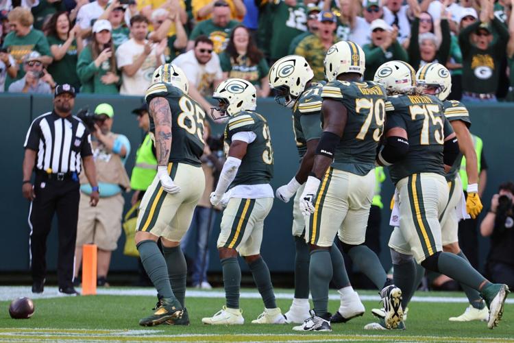 FOOTBALL-NFL-GB-CHI/