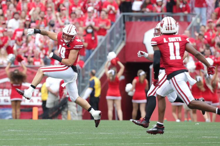 uw fb jump image 9-9