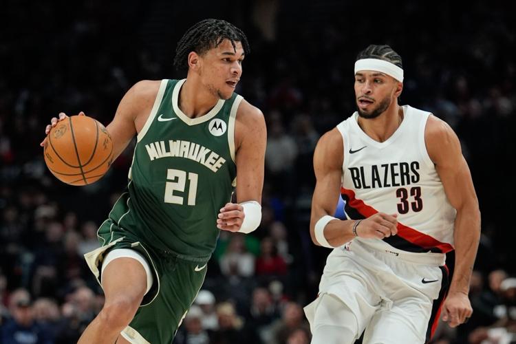 Bucks Trail Blazers Basketball