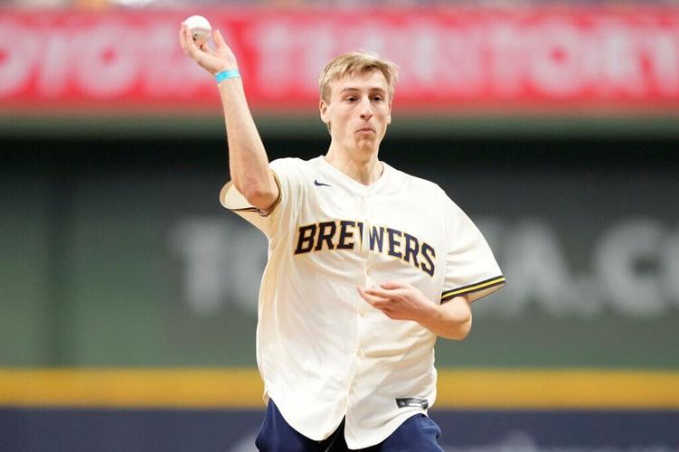 White Sox Brewers Baseball