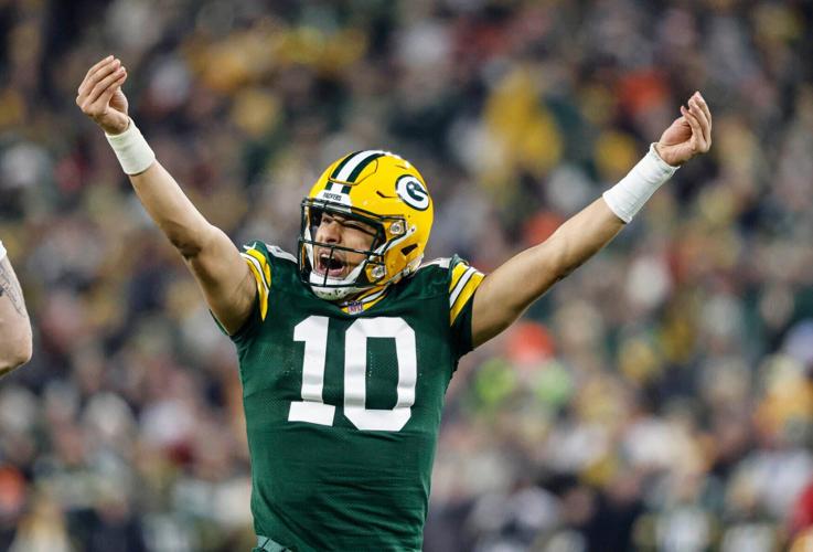 Bears Packers Football