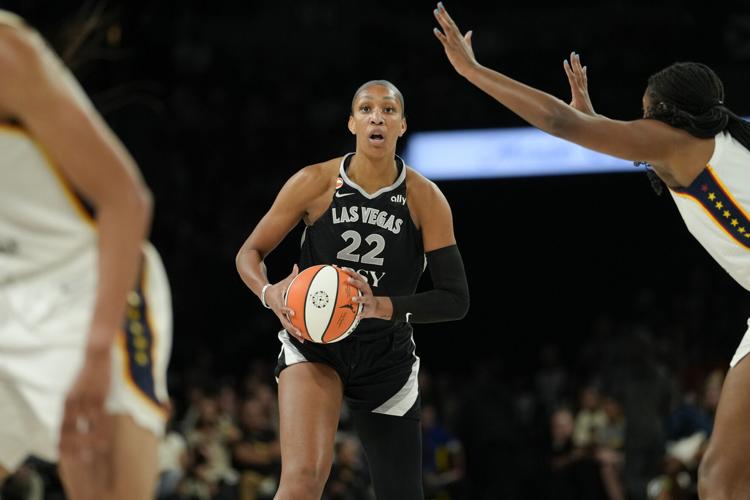 BASKETBALL-WNBA-LV-IND/