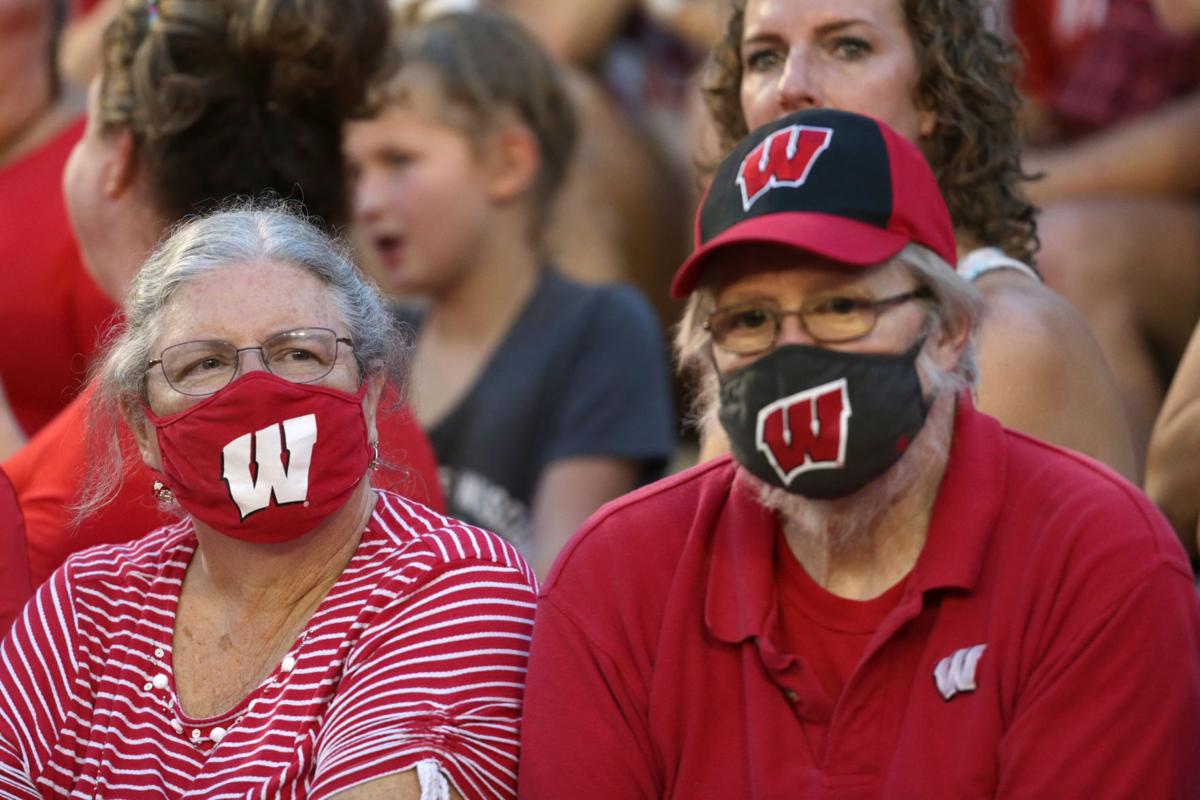 091121_uweasternmichigan_13kw-09112021203407