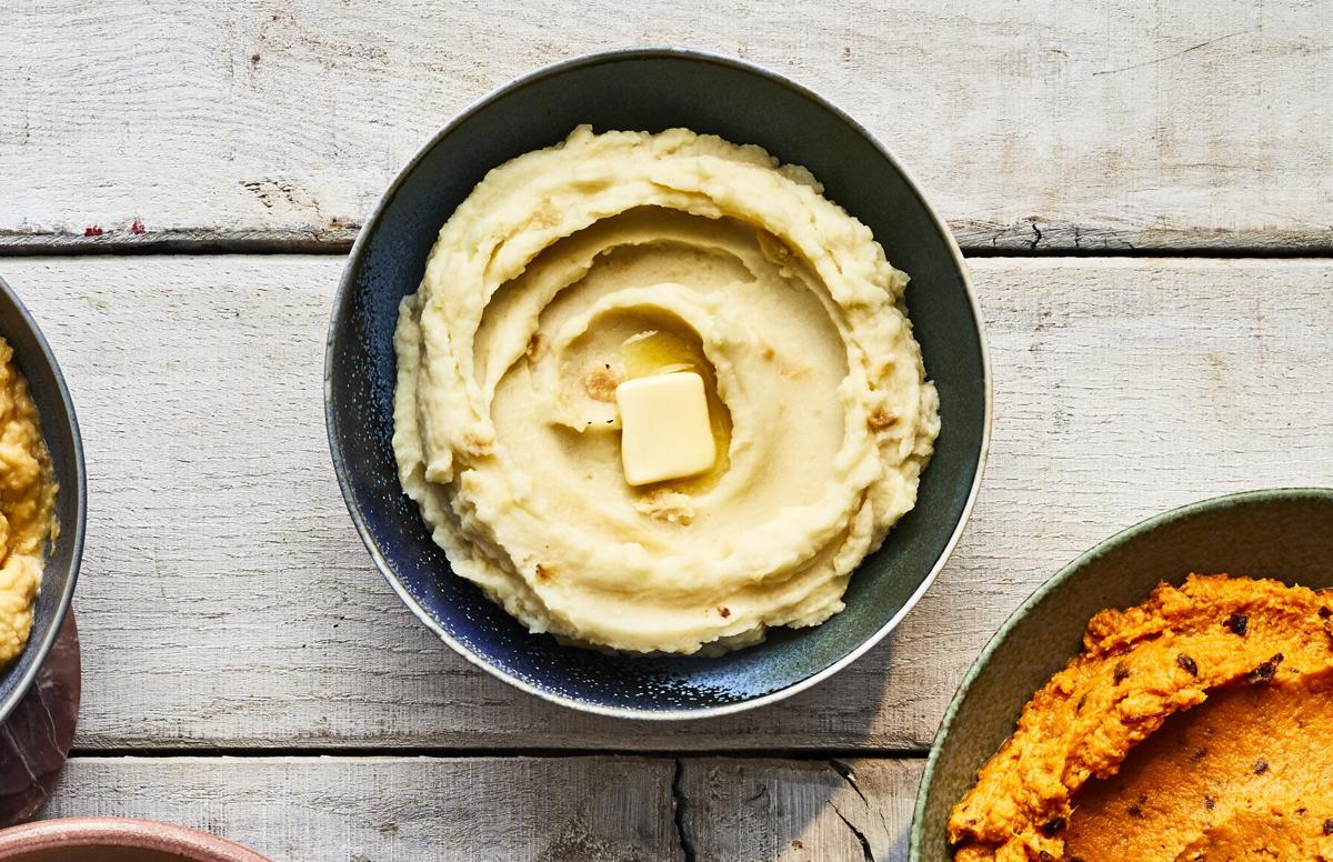 entree-eating-20221107