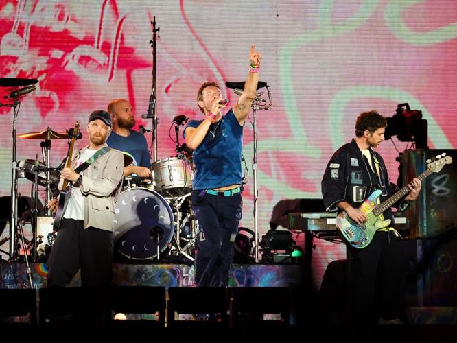 071925-coldplay-0002.JPG coldplay no. 4