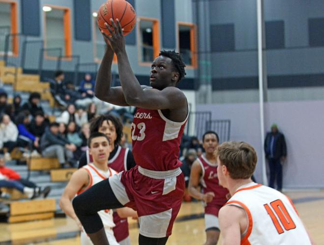 Madison La Follette's Thian Riak