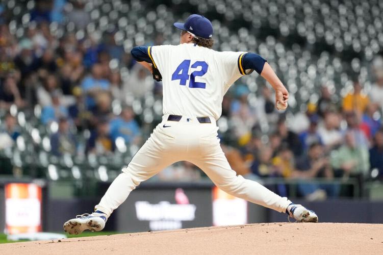 Blue Jays Brewers Baseball