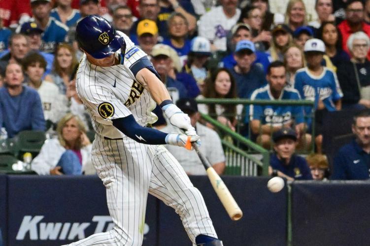 BASEBALL-MLB-MIL-TEX/
