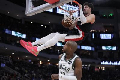 Trail Blazers Bucks Basketball